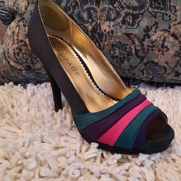 Y2K Silk Colourblock Stilettos - Picture 4 of 4